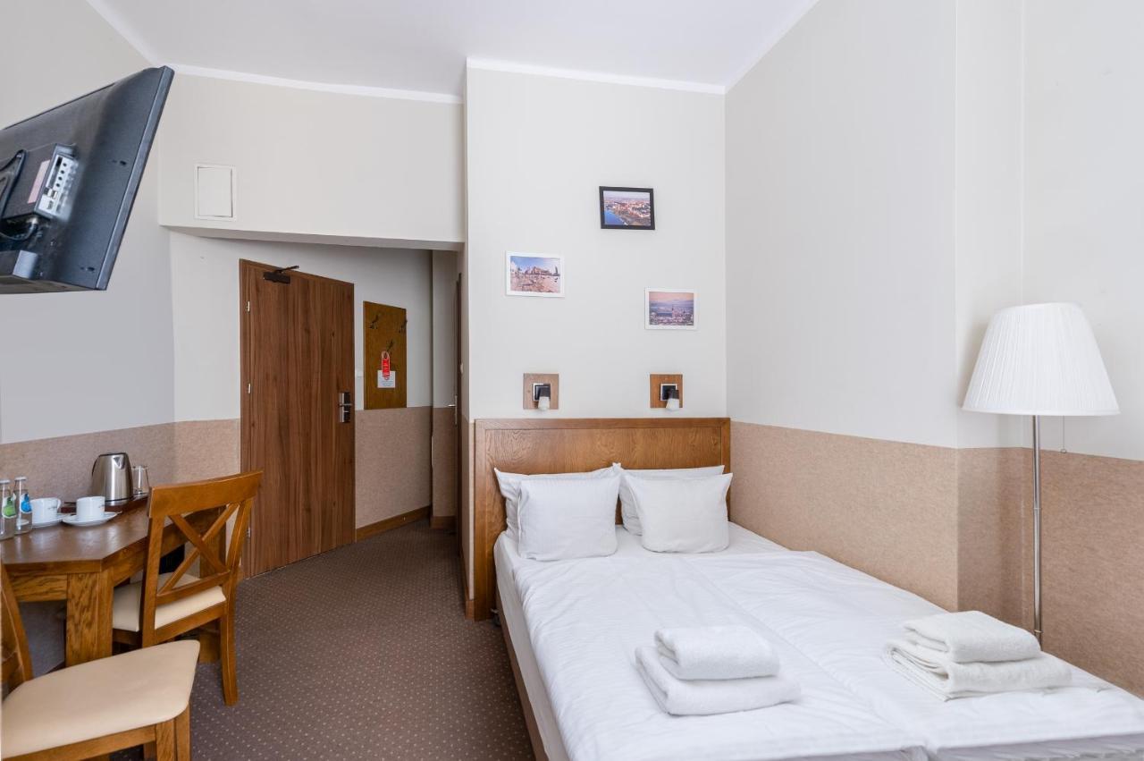 Daniel Griffin Aparthotel By Artery Hotels Krakow Exterior photo