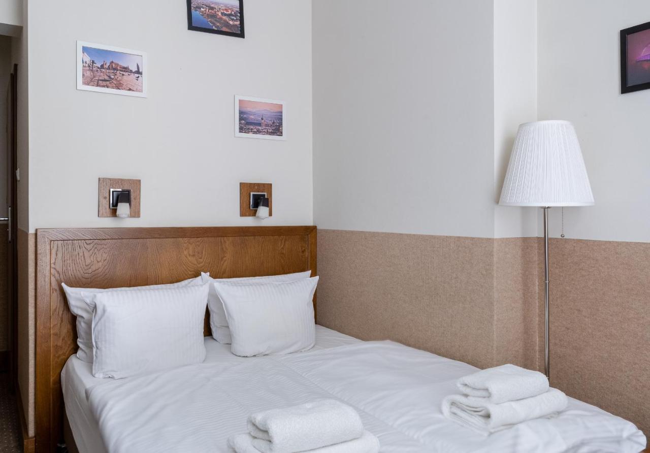 Daniel Griffin Aparthotel By Artery Hotels Krakow Exterior photo