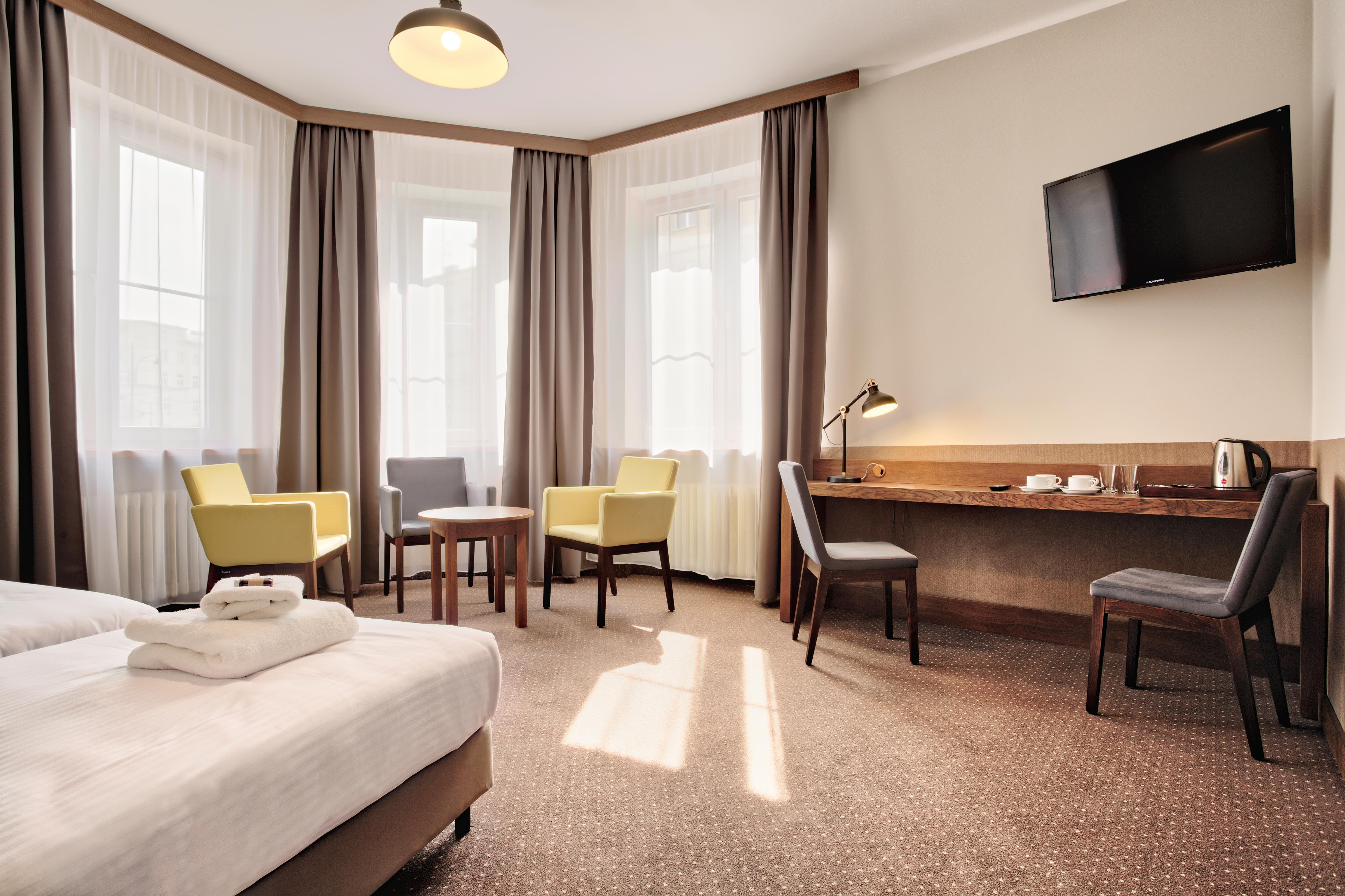 Daniel Griffin Aparthotel By Artery Hotels Krakow Room photo