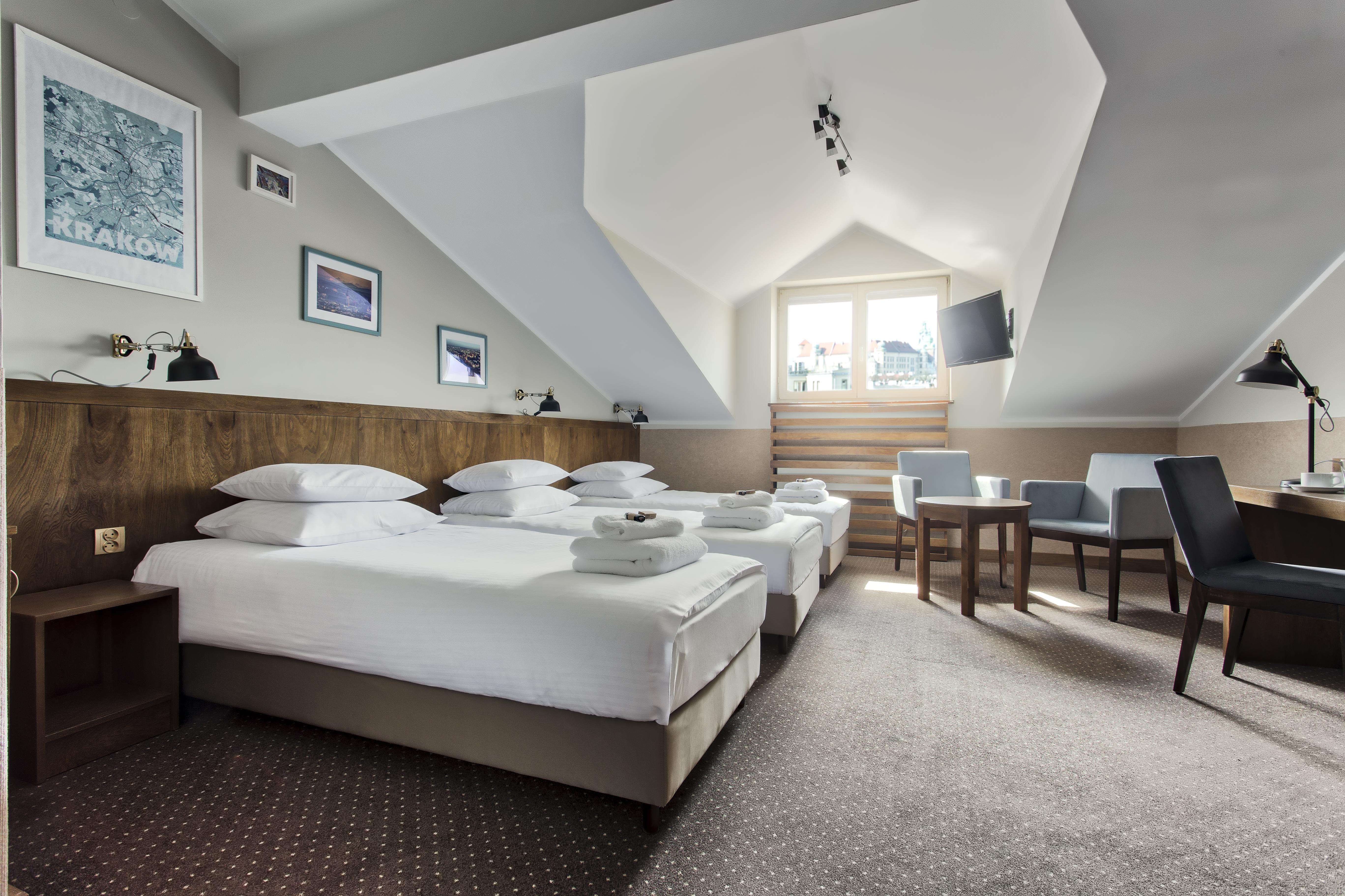 Daniel Griffin Aparthotel By Artery Hotels Krakow Room photo